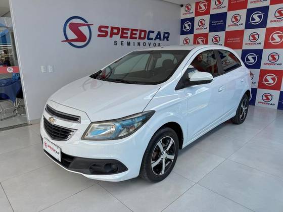 CHEVROLET ONIX 1.4 MPFI LT 8V FLEX 4P MANUAL CHEVROLET ONIX 1.4 MPFI LT 8V FLEX 4P MANUAL